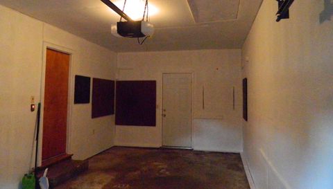 302 Mountain Gap Rd SE