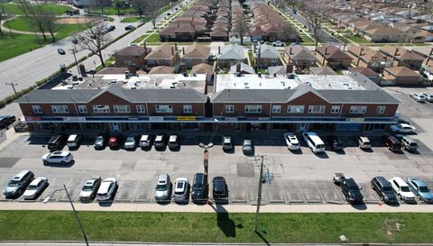 7701-7757 W Lawrence Avenue