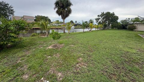 2231 Isle Of Pines Ave