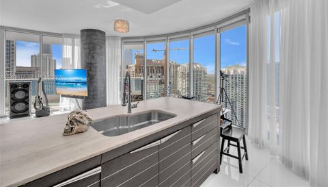 200 Biscayne Boulevard Way