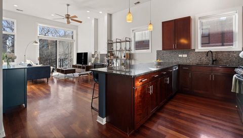 2314 W Wabansia Avenue