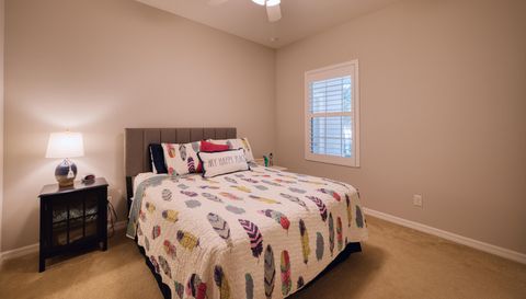 4882 Maymont Park Cir