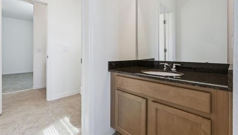 10037 AUSTRINA OAK