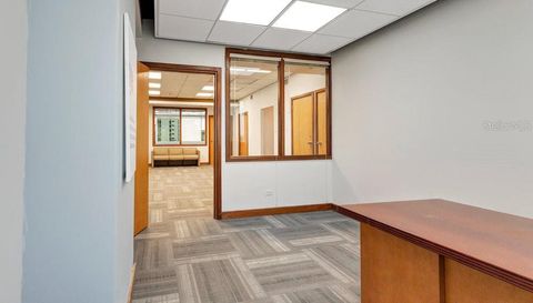 207 Calle Del Parque