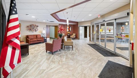 6615 Lake Shore Drive S