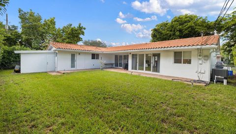 811 Capri St