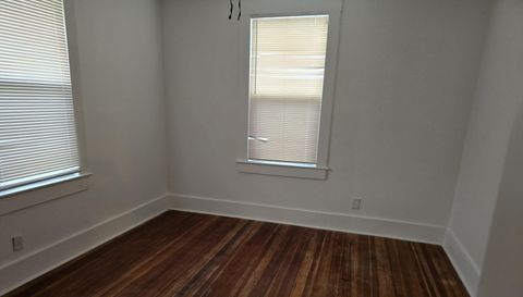 4710 Springfield Blvd