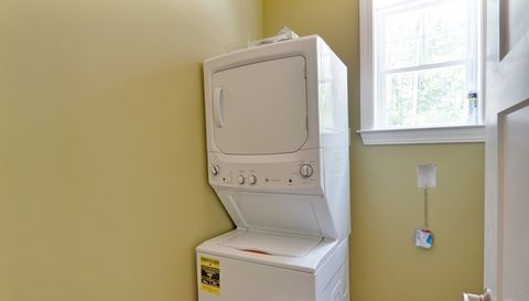 642 Boundary Loop Rd NW