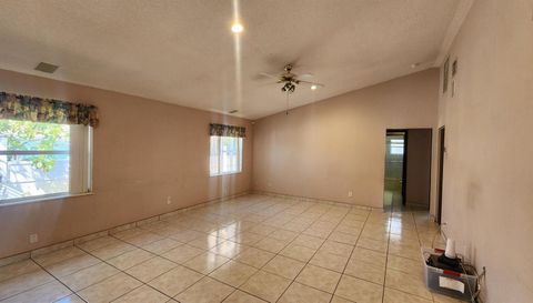 8403 Pettway