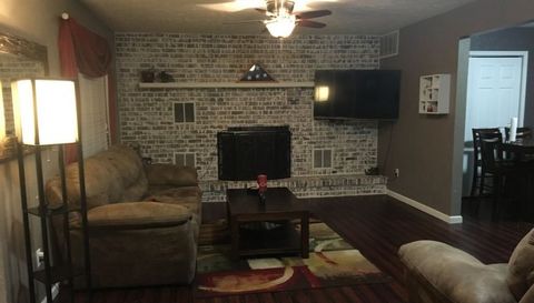 204 South 8th Street