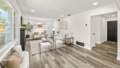 6741 Steiner Dr