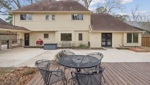 2406 Silver Falls Dr