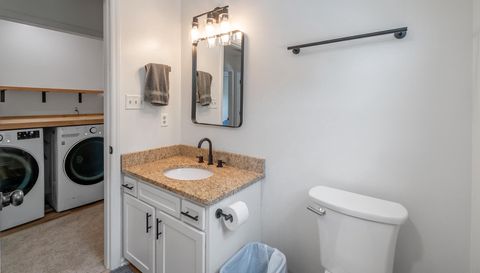 12328 Sandringham Pl
