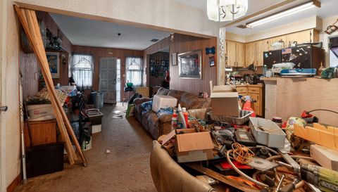 1508 W River Shore Way