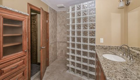 5184 S Riverview Cir