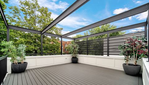 3434 W Palmer Street