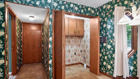 612 Tom Smith Rd SW