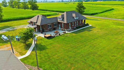 973 E 2500 North Rd