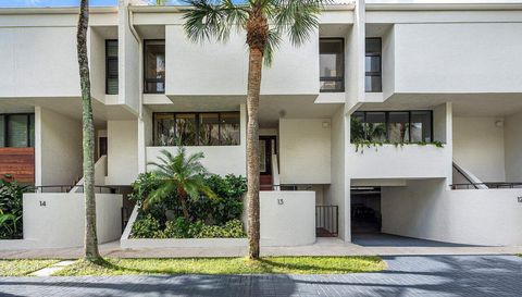 2335 Ocean Boulevard