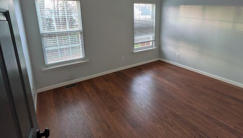 226 N Orchard Farms Ave