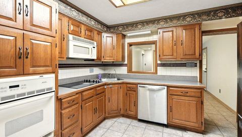 2200 Yellow Creek Rd