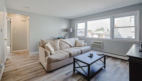 2222 N Harlem Avenue