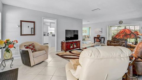 7128 W COUNTRY CLUB DRIVE N