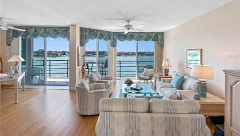 8040 SAILBOAT KEY BOULEVARD S