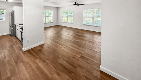 2532 NE 13th Ave