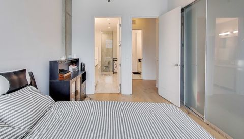 600 N Fairbanks Court