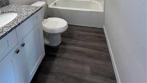 1392 Stone Ridge