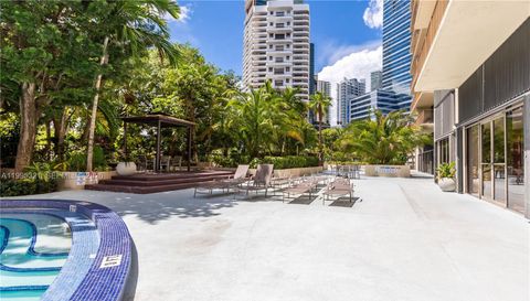 1450 Brickell Bay Dr