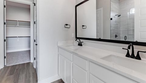 1255 Pecan Valley DR