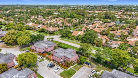 7496 Courtyard Run E