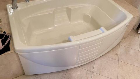 705 Crandon Boulevard