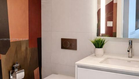 300 Biscayne Blvd Way