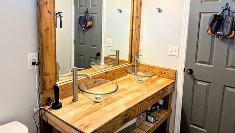 226 N Orchard Farms Ave