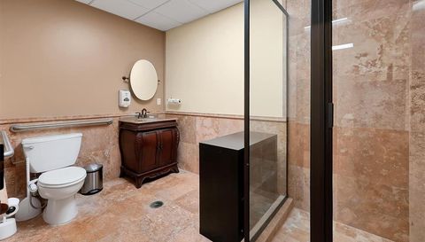 8810 COMMODITY CIRCLE