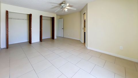 7122 Harbor Heights Cir