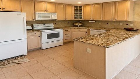 22420 Woodfield Trail
