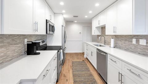 1000 Longboat Club Road