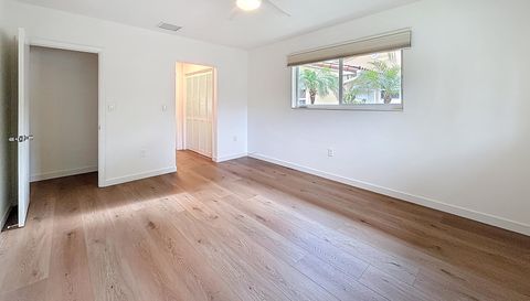 323 Velarde Ave