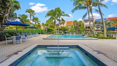 6124 Paradise Point Dr