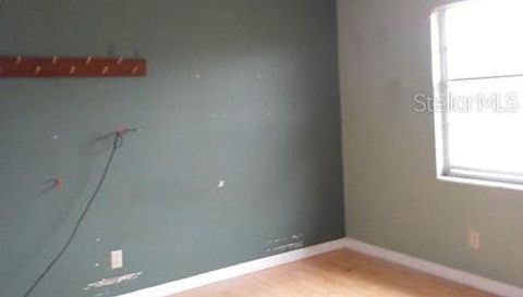 3621 NE 28TH TERRACE