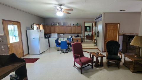 15772 East 1000th Avenue