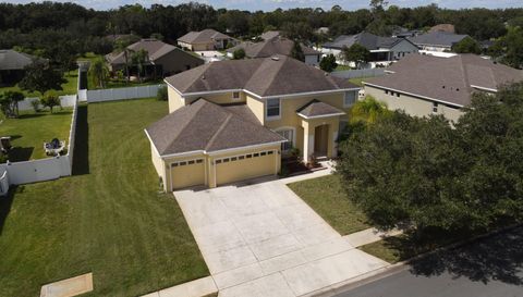 3145 Twisted Oak Loop