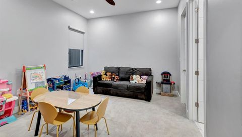 8299 Fishhawk Falls Court