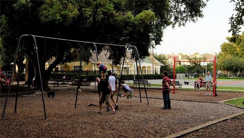 1806 W MORRISON AVENUE