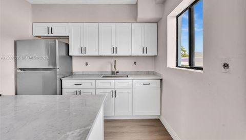 1165 Marseille Dr