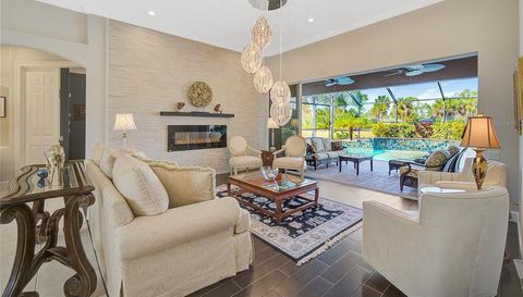2123 Calusa Lakes